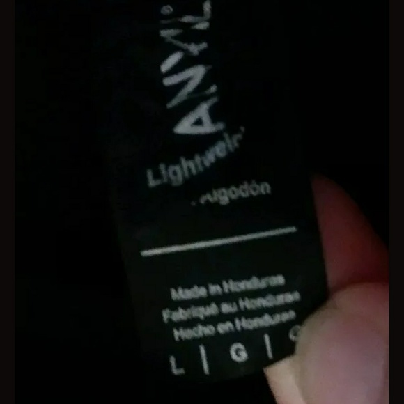 Lightweight S/S T-Shirt - Picture 3 of 4